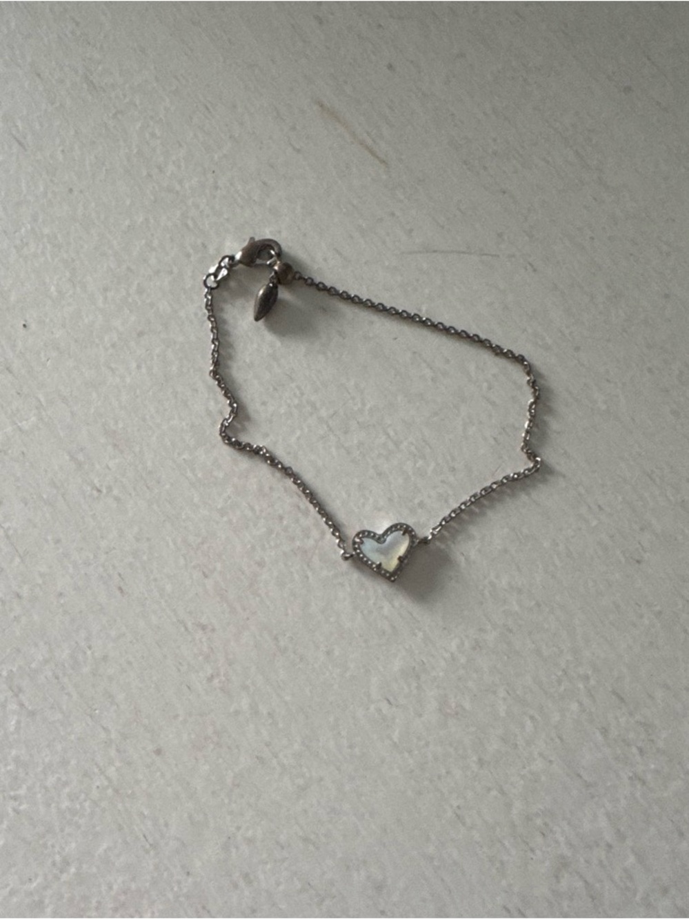 Kendra Scott Silver Heart Bracelet with Mother-of-Pearl